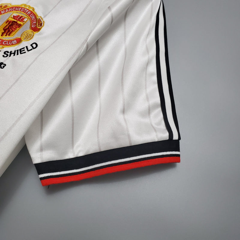 MANCHESTER UNITED II 1983 MAN (RETRO) - Wizard Jerseys