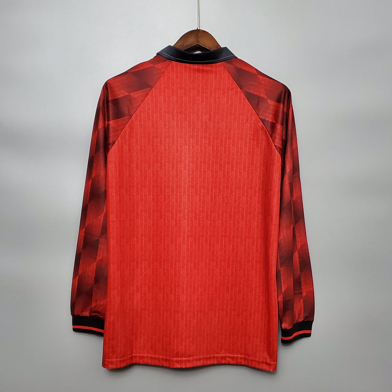 MANCHESTER UNITED I 1996 MAN (RETRO) LONG SLEEVE - Wizard Jerseys